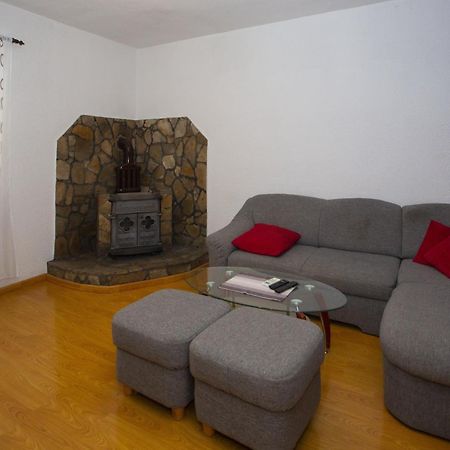 Apartments With A Parking Space Podgora, Makarska - 12816 Номер фото