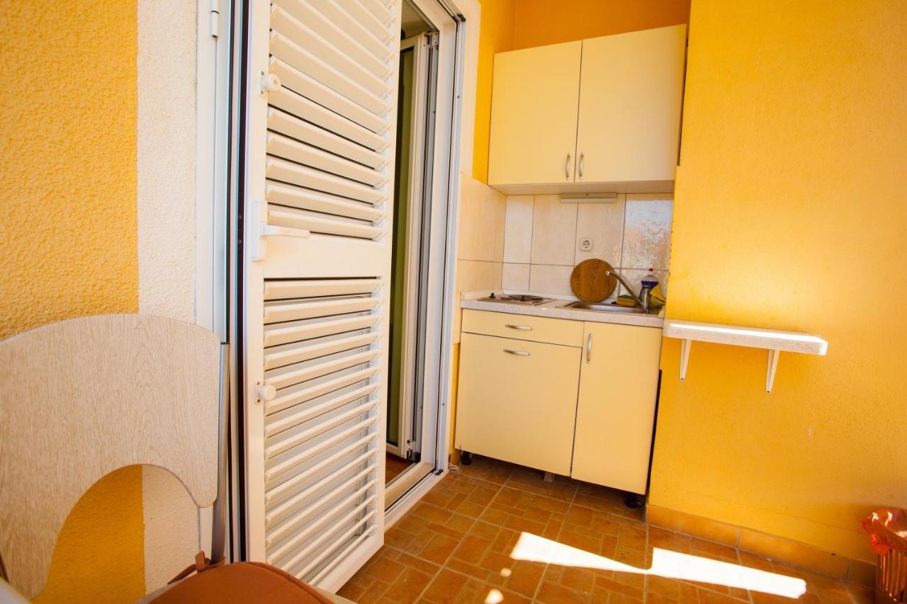 Apartments With A Parking Space Podgora, Makarska - 12816 Экстерьер фото