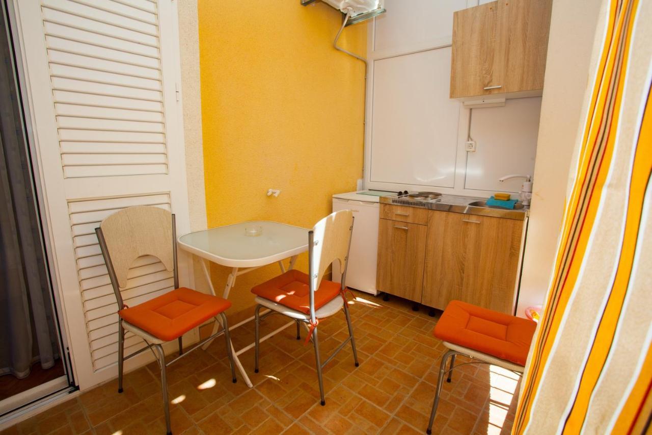 Apartments With A Parking Space Podgora, Makarska - 12816 Экстерьер фото
